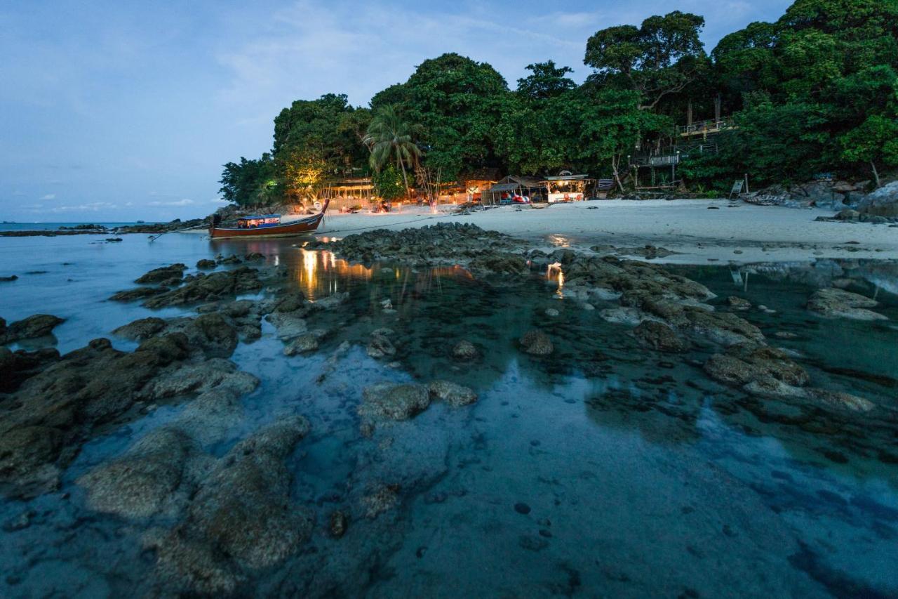 Adang Sea Eco-Village Sunset Lipe-sziget Kültér fotó